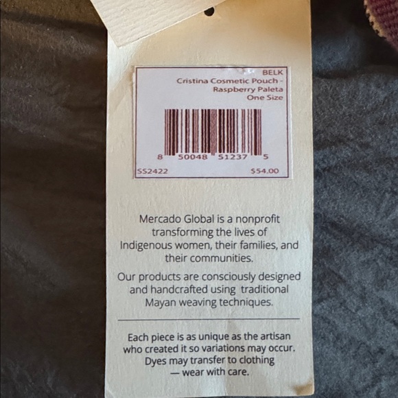 Mercado Global Rosa Tote & Cristina Cosmetic Pouch in Raspberry Paleta - Picture 10 of 16